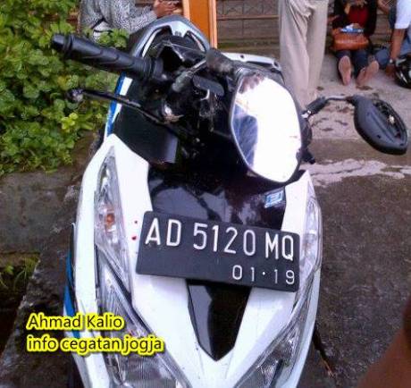 honda vario nyebur got di jogja 1