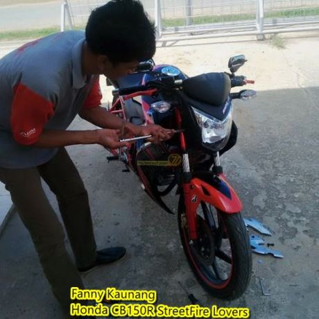 Klaim lampu leleh Honda CB150R12