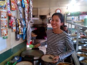 Kumpulan Foto Sasa Si Model cantik bantu ibu Jualan di Warteg, bakal heboh kah Bikers mampir yuk sumber-jaya-20150101-00098