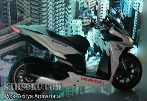 Modifikasi Honda Vario 150 ala AHM sadis&nbsp;12