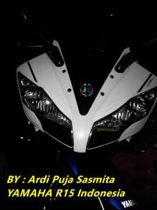 Modifikasi lampu R15 pakai stiker&nbsp;10