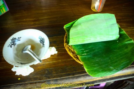 Nyicip Ayam Kampung Goreng dan Es campur Depot Es Puas Wonogiri pertamax7.comm testride cbr250R_-189 2015 pertamax7.com