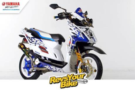 Pemenang Favorit Revs Your Bike - Dynamic and Sporty X-Ride