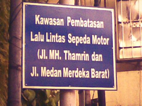 sepeda motor dilarang melintas di jalan merdeka barat