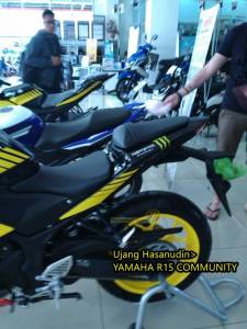 Yamaha R25 livery Tech3&nbsp;motogp11