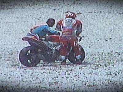 Dovizioso Crash Motogp Michelin Test Sepang 2015 001 Pertamax7.com