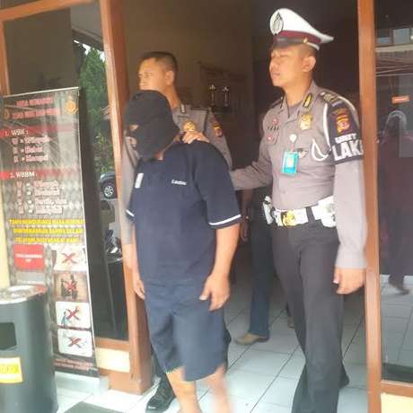 Kronologi Kecelakaan Pemotor Tewas di Seret Mobil Hingga 30 KM di Cimahi 004