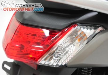 lampu rem yamaha NMAX 155 LED