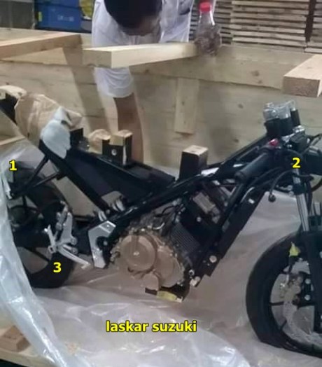 suzuki satria F ban tapak lebar