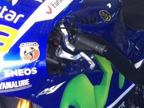 thumb brake yamaha M1 Lorenzo 99