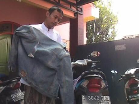 guru bimbel tak mempan di celurit begal kabur