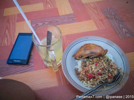 Makan Siang Nasi Pecel Mbok Sinem Sukoharjo Pertamax7.com_-3