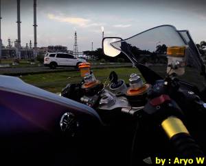 Modifikasi Yamaha r25 Bunglon ala Aryo W001&nbsp;Pertamax7.com