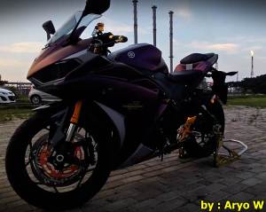 Modifikasi Yamaha r25 Bunglon ala Aryo W004&nbsp;Pertamax7.com