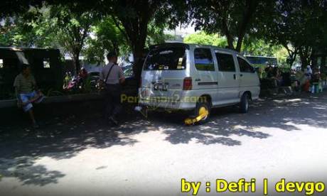 Parkir Sembarangan Roda di gembok Petugas di Solo 005 Pertamax7.com