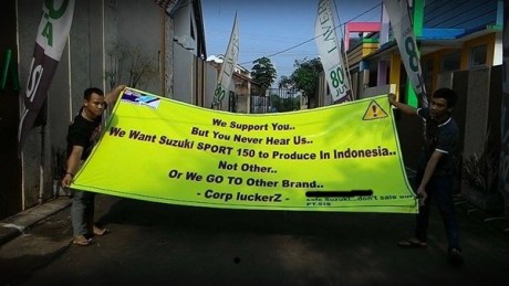 Spanduk Harapan fans suzuki menungu motor sport 000 Pertamax7.com