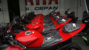 Yamaha R15 facelift 2015&nbsp;004