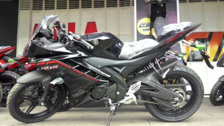 Yamaha R15 facelift 2015 006
