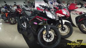 Yamaha R15 Facelift 2015 striping baru 006&nbsp;Pertamax7.com