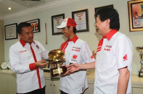 andi-gilang-temui imam-nahrowi