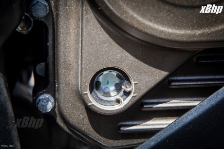 Bajaj Pulsar RS 200 Full Faired Wall Paper 09XbHP