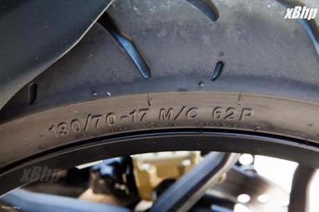 Bajaj Pulsar RS 200 Full Faired Wall Paper 15XbHP