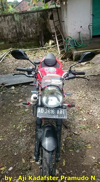 Kawasaki Ninja 250RR mono jadi naked lampu bulat 000 Pertamax7.com