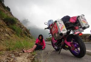 Lady Biker Solo Riding Beber Yamaha Byson Pink Malang Jepara Jakarta dalam EKSPEDISI KARTINI 06&nbsp;Pertamax7.com
