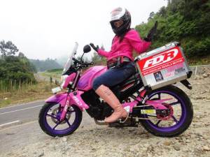 Lady Biker Solo Riding Beber Yamaha Byson Pink Malang Jepara Jakarta dalam EKSPEDISI KARTINI 12&nbsp;Pertamax7.com