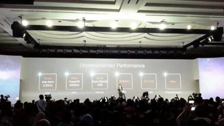 Presentasi asus zenphone 2 002pertamax7.com