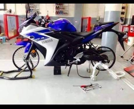 yamaha R3 atau R25 pakai ban cacing 004pertamax7.com