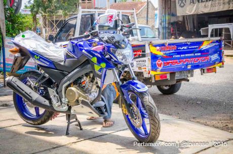 bertemu yamaha new vixion advance 2015 special edition movistar motogp 2015 pertamax7.com_-3