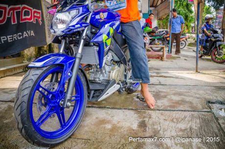 bertemu yamaha new vixion advance 2015 special edition movistar motogp 2015 pertamax7.com_-73