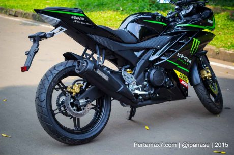 Foto Yamaha R15 Special edition Tech3 Motogp Pertamax7.com_-3