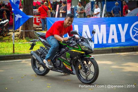 Foto Yamaha R15 Special edition Tech3 Motogp Pertamax7.com_-44