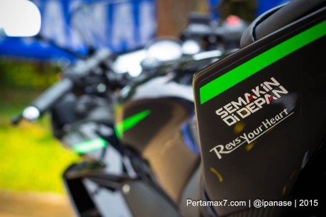Foto Yamaha R15 Special edition Tech3 Motogp Pertamax7.com_-62