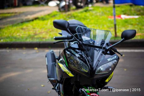 Foto Yamaha R15 Special edition Tech3 Motogp Pertamax7.com_-79