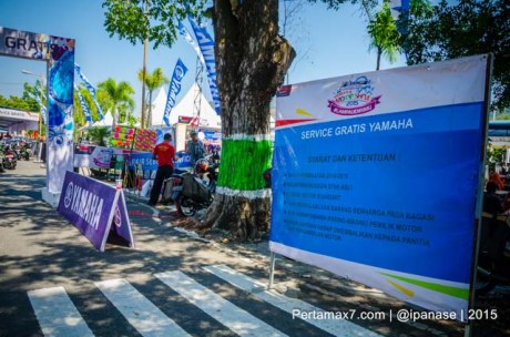 konsumen padati Service Gratis Yamaha Motor Show 2015 d Wonogiri pertamax7.com_-2