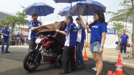 Launching yamaha New Vixion Advance 2015 facelift terbaru 04Pertamax7.com