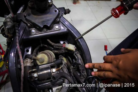 Pasang Autosafe Alarm Yamaha new Vixion lightning pertamax7.com-7