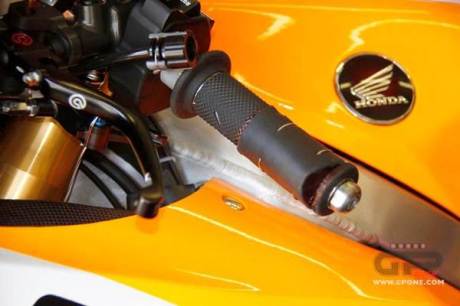 Trik Marquez hadapi Motogp Jerez dengan jari tangan retak 01Pertamax7.com