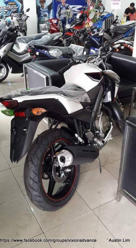 yamaha new vixon advance 2015 putih belakang