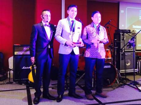 AHM Raih 4 Penghargaan Contact Center World Asia Pacific 2015 02 pertamax7.com