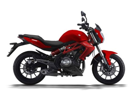 Benelli TNT 250 merah