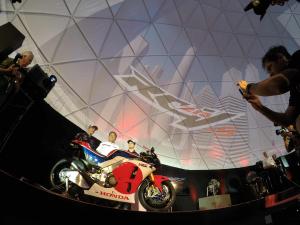 Honda RC213V-S road public riding 04&nbsp;Pertamax7.com