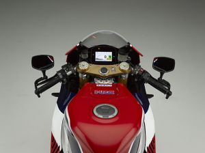 Honda RC213V-S road public riding 15&nbsp;Pertamax7.com