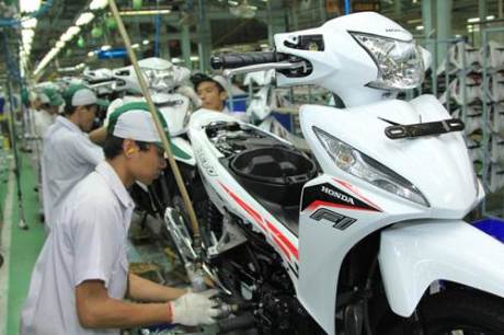 honda revo fi striping dan warna terbaru 2015