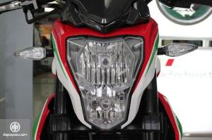 lampu depan Benelli TNT 250 08&nbsp;pertamax7.com