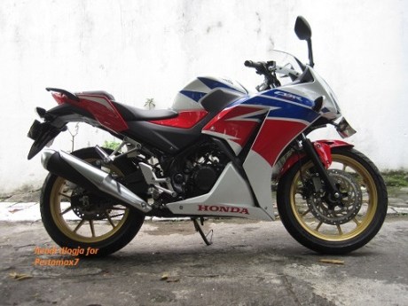 Modifikasi Honda CBR150R lokal pakai velg Daytona GP Wheel konsep CBR1000RR SP 05Pertamax7.com