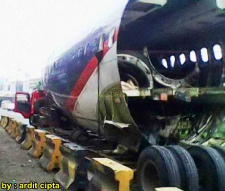 Pesawat Batavia Air dijadikan Musem Dirgantara di Karanganyar 10561691_1122926977723081_2453673302368776498_n pertamax7.com